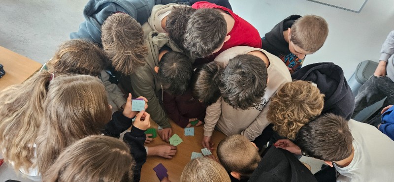 Stáří zblízka aneb Dotkni se světa seniorů