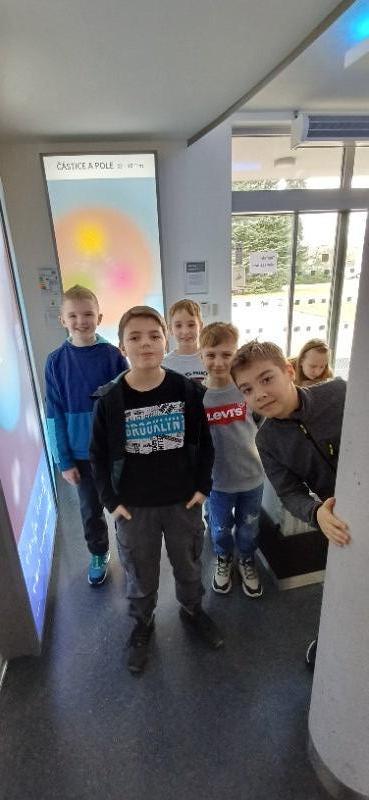 Exkurze do Hvězdárny a planetária HK
