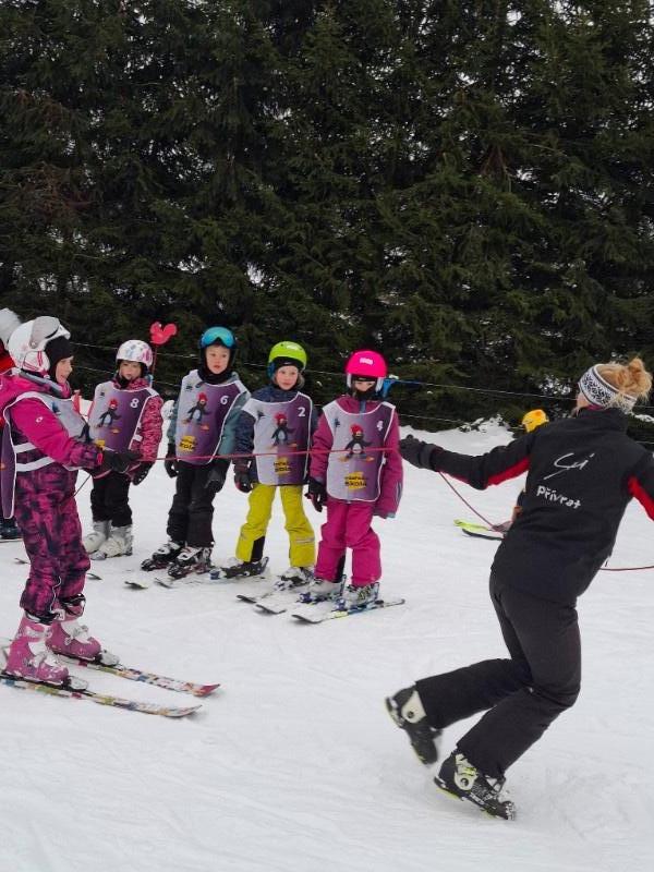 Lyžáček při školní družině Lyžáček při školní družině