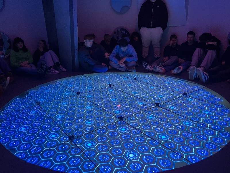 Exkurze deváťáků do Sloupsko-šošůvských jeskyní a do Jaderné elektrárny Dukovany