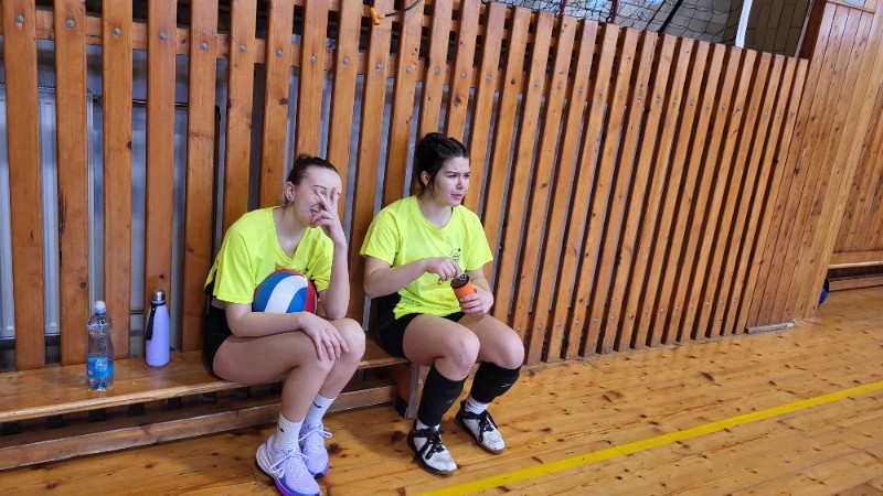 Přivezly jsme pohár!