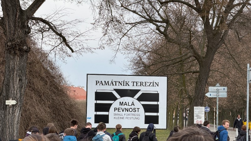 Dějepisná exkurze do Terezína Dějepisná exkurze do Terezína