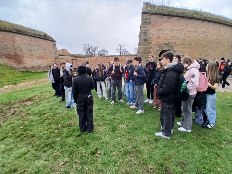 Dějepisná exkurze do Terezína Dějepisná exkurze do Terezína