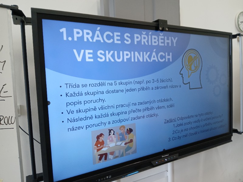 Zrcadlo - poruchy příjmu potravy