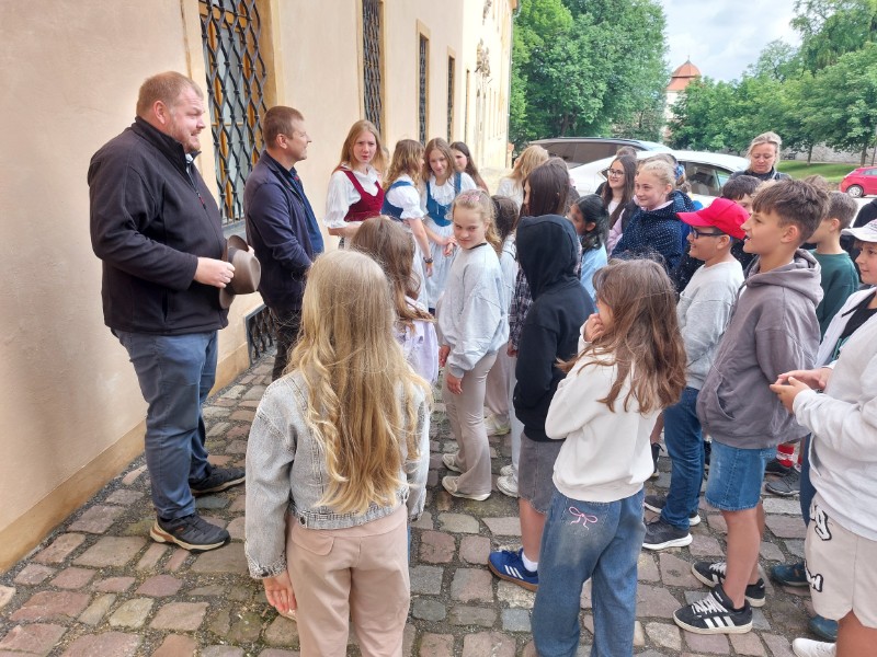 Kostýmovaná prohlídka po Litomyšli Kostýmovaná prohlídka po Litomyšli