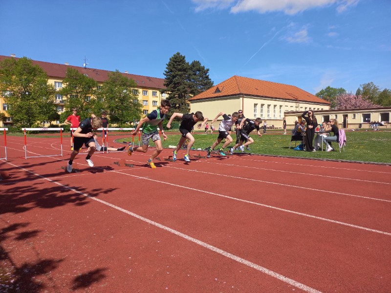 Atletický čtyřboj - krajské kolo Pardubice - žákyně a žáci 6. a 7. ročníku
