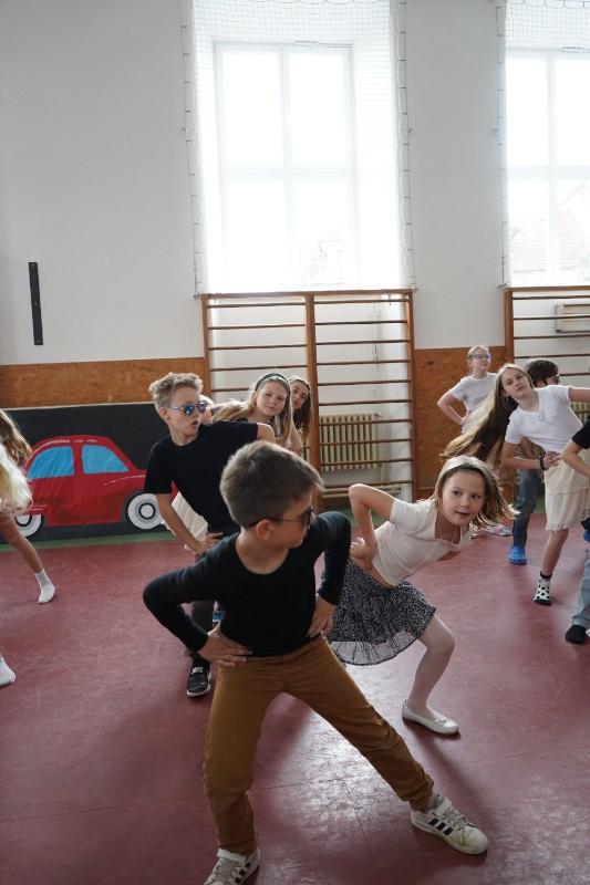 Zkoušky na Dárek ke Dni matek