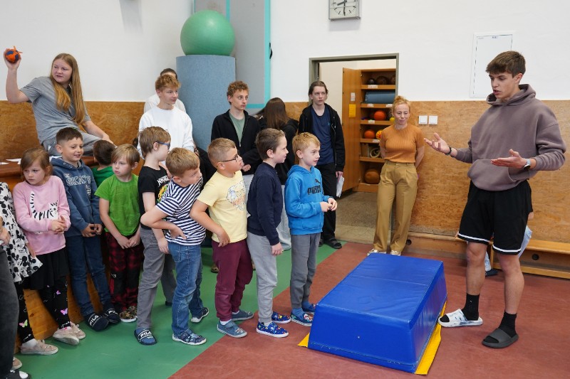 Den dětí prvňáčků a deváťáků