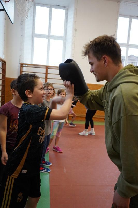 Zásady bezpečného chování k cizím lidem a sebeobrana