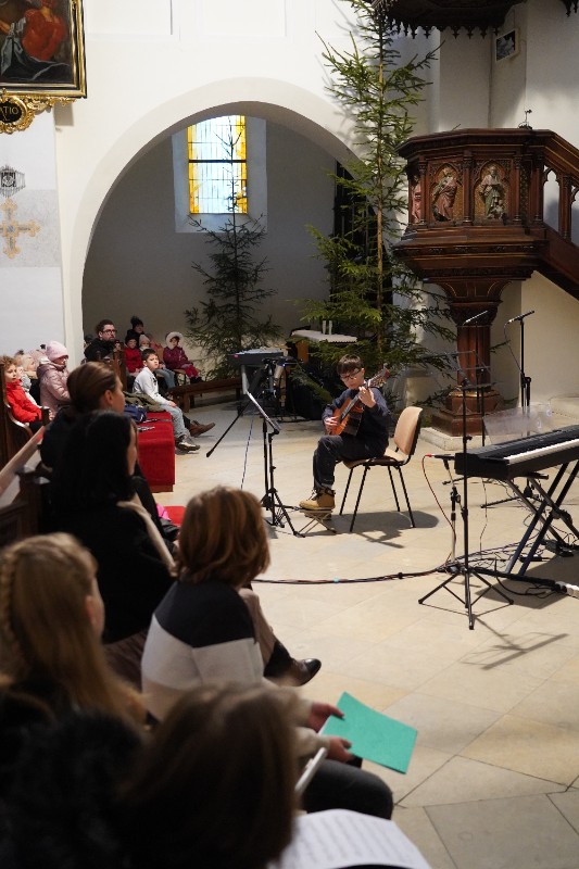 Předvánoční školní den