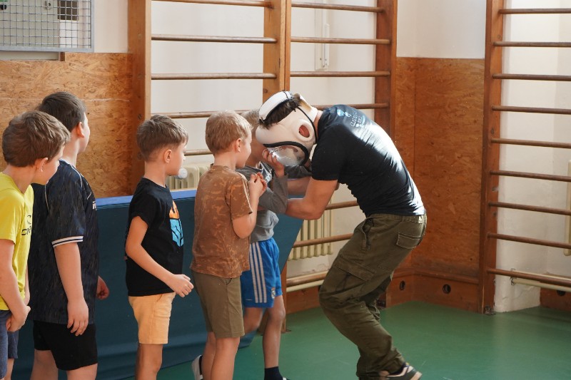 Sebeobrana v prvních třídách a II. A