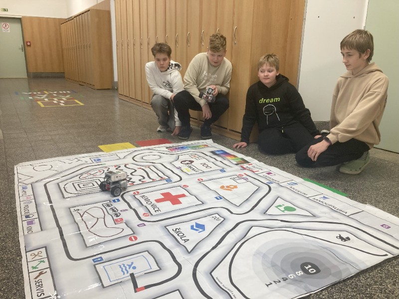 Lego mindstorms - robot ve městě