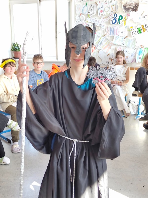 O řeckých bozích netradičně