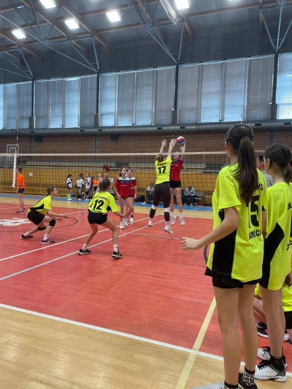 Druhé místo v přehazované