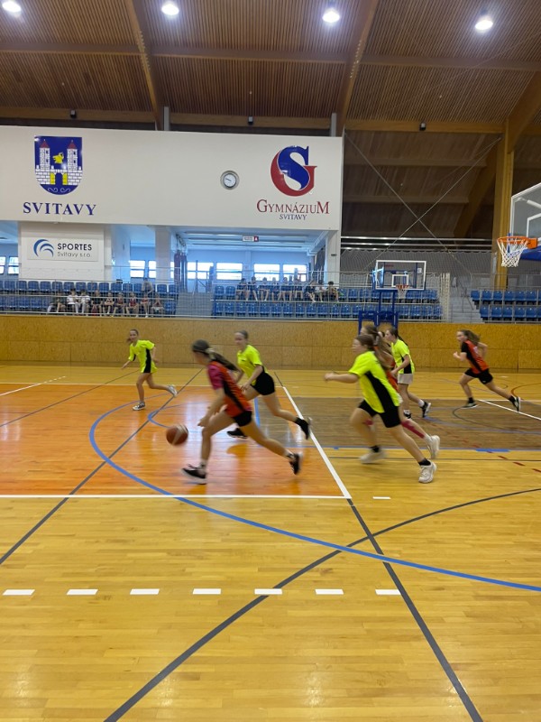 Třetí místo v okresním kole basketbalu