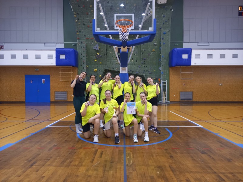 Třetí místo v okresním kole basketbalu Třetí místo v okresním kole basketbalu