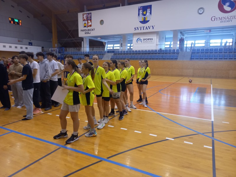 Třetí místo v okresním kole basketbalu