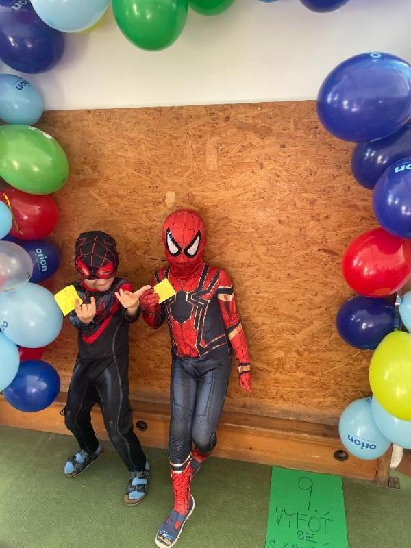 Karnevalový rej v družině Karnevalový rej v družině