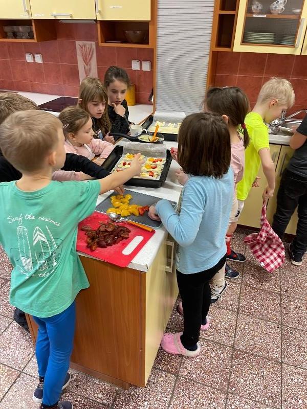 16. hodina (masopustní koláče)