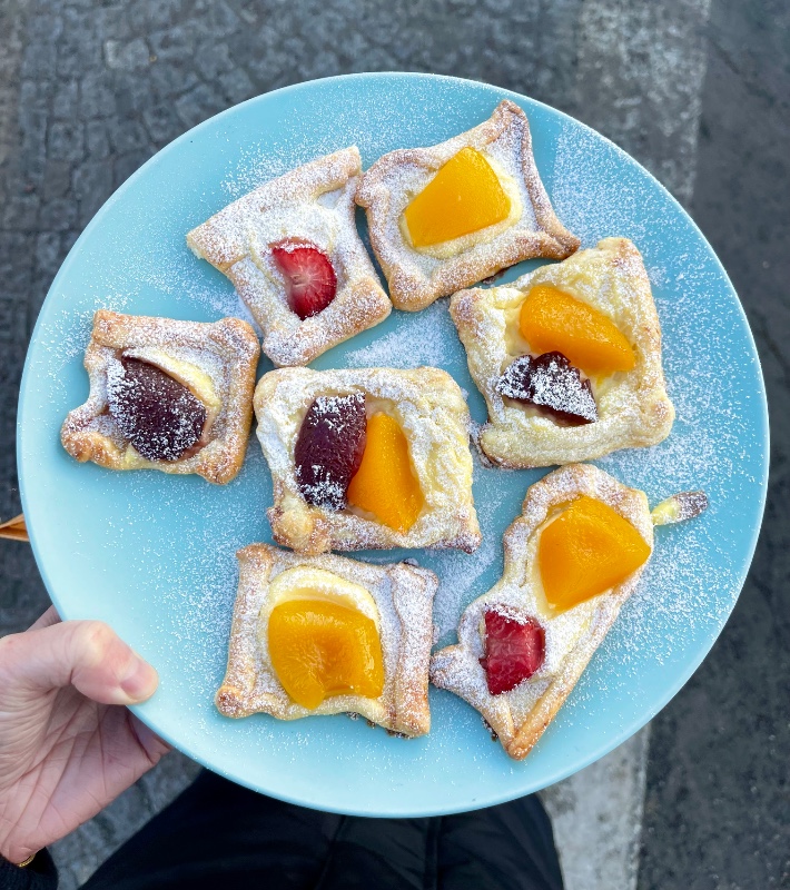 16. hodina (masopustní koláče)