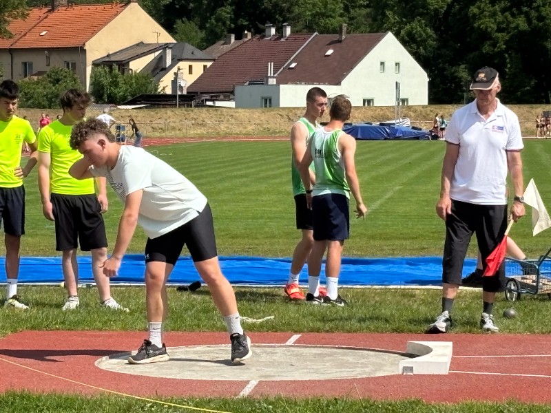 První místo v krajském kole Poháru rozhlasu!