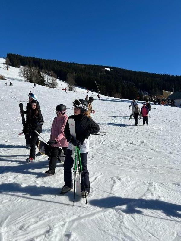 Lyžařský kurz žáků 7. ročníku Lyžařský kurz žáků 7. ročníku