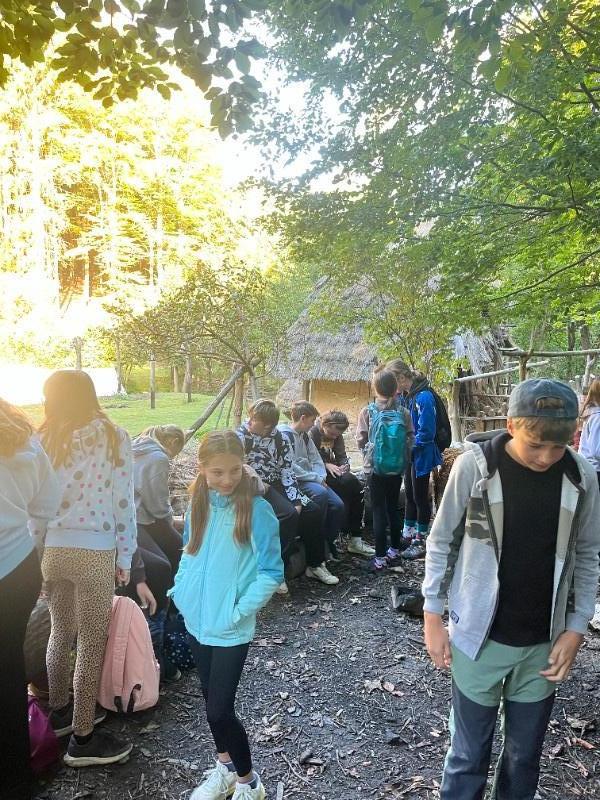 Dějepisná exkurze šesťáků na Křivolík
