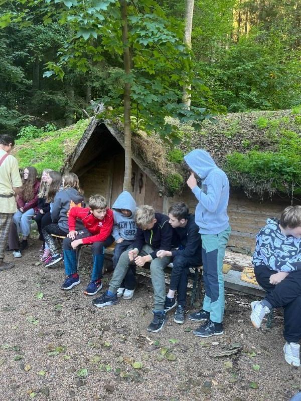 Dějepisná exkurze šesťáků na Křivolík