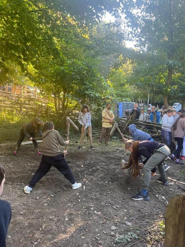 Dějepisná exkurze šesťáků na Křivolík