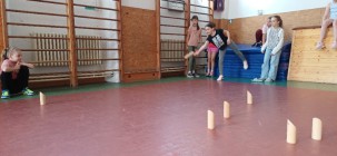 TV - hra Mölkki a gymnastické figury