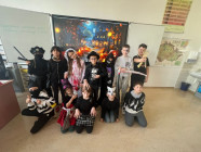 Halloweenská škola