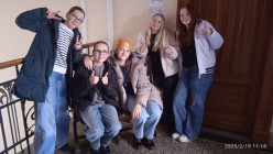 Prohlídka Smetanova domu od sklepa po půdu