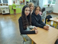 Prvňáčci a deváťáci na průzkumu školy Prvňáčci a deváťáci na průzkumu školy