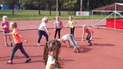 Cvičíme na stadioně