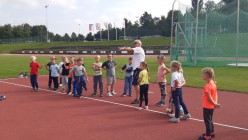 Cvičíme na stadioně