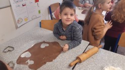 Pečení perníčků a muzicírování