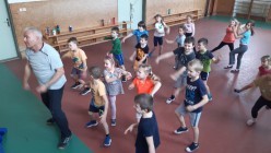 Tělocvik - cvičíme na hudbu :-)