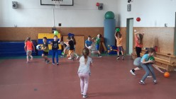 Tělocvik - cvičíme na hudbu :-)