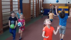 Tělocvik - cvičíme na hudbu :-)