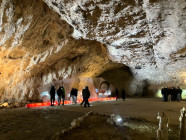 Exkurze deváťáků do Sloupsko-šošůvských jeskyní a do Jaderné elektrárny Dukovany Exkurze deváťáků do Sloupsko-šošůvských jeskyní a do Jaderné elektrárny Dukovany