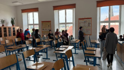 Prohlídka školy od sklepa po půdu