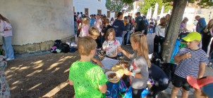 Férový piknik v Klášterních zahradách Férový piknik v Klášterních zahradách