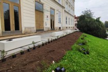 Proměna prostoru před školou Proměna prostoru před školou