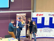 ŽÁCI 8. B ZÍSKÁVALI NA SOUTĚŽI EUROREBUS ZKUŠENOSTI