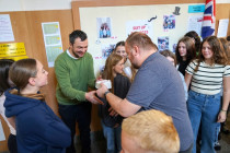 Pro vysvědčení jako kráska/krasavec!