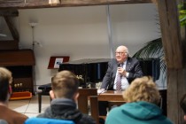 Setkání s profesorem Hansem Rennerem