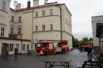 Taktické cvičení hasičů spojené s evakuací školy