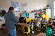 O chovu goril s odborníkem