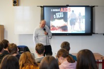 O lásce, sexu, věrnosti a nemoci AIDS