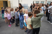 Spolupráce prvňáčků a deváťáků